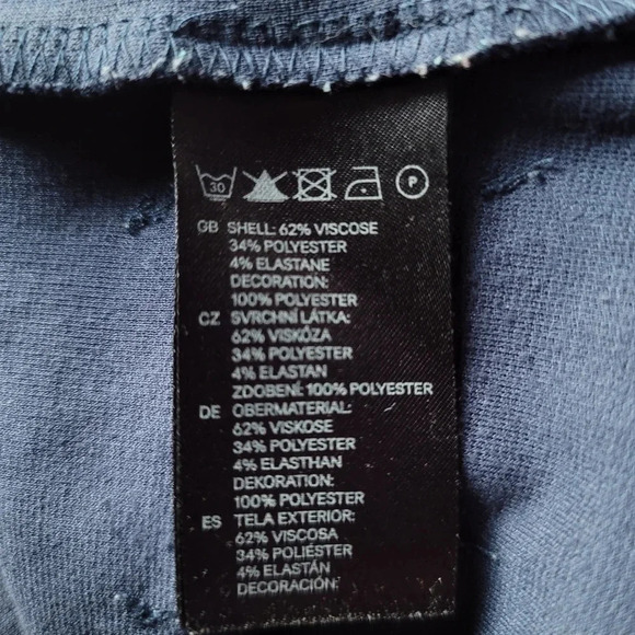 H&M Navy Blue Fit Flare Mini Dress Floral Appliqué Embellishments Stretch XS - Picture 9 of 9